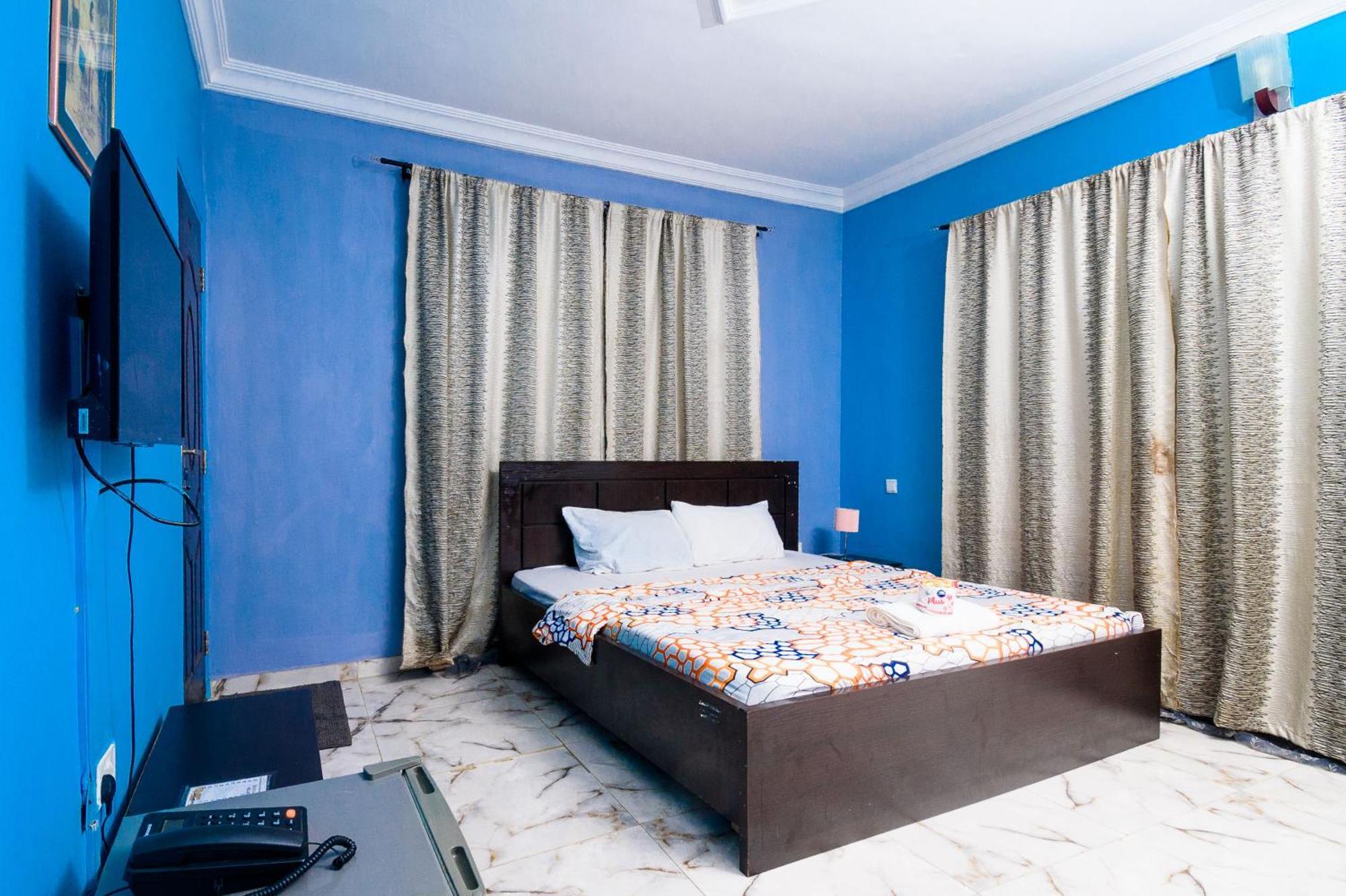 D'Tavern Apartment Ibadan Extérieur photo